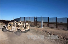 Tổng thống Mỹ công bố ý tưởng mới về bức tường biên giới với Mexico 